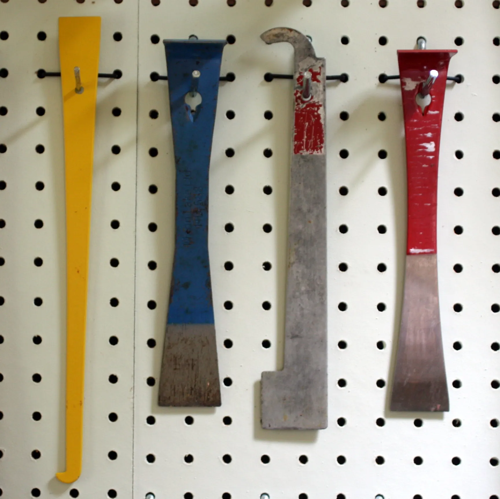 Hive tools used for daily inspection work